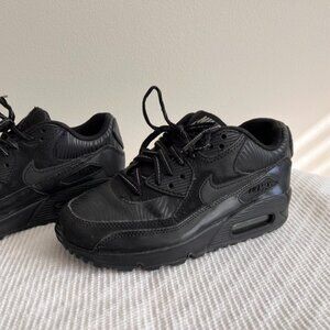 NIKE AIR MAX 90 Gradeschool BLACK SIZE 4Y 2014 Edition Zebra